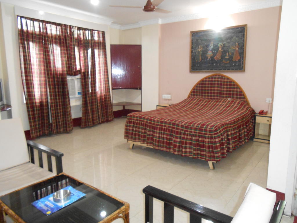 Hotel Blue Moon Guwahati Luaran gambar